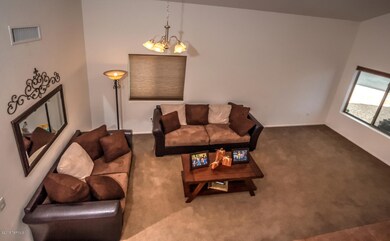 02 Living Room 7029bal