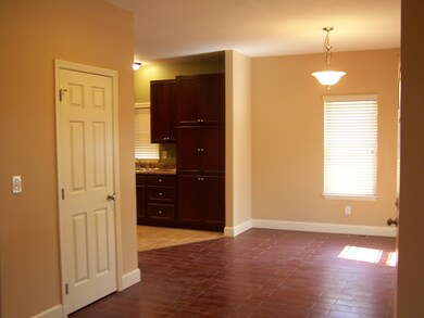 2025 Sharp St, Chattanooga, TN 37404 - photo 4