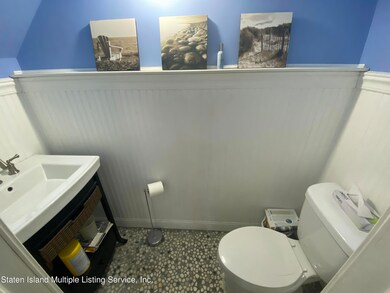 23 Edgegrove Ave, Staten Island, NY 10312 - photo 4