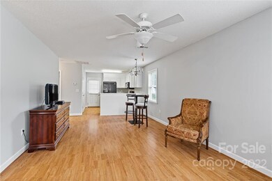 951 Barracuda Ave, Statesville, NC 28677 - photo 4