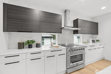 12011 36th Ave NE, Seattle, WA 98125 - photo 6