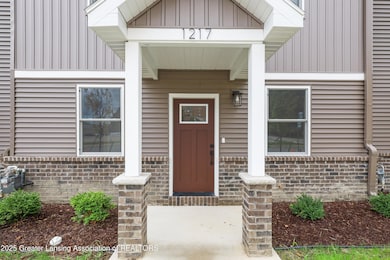 1217 W Saginaw St, Lansing, MI 48915 - photo 2