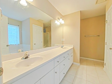 6-Primary Bedroom - 2025-07-11T140302