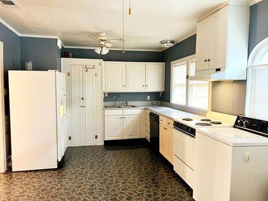 1315 9th Ave, Albany, GA 31707 - photo 6