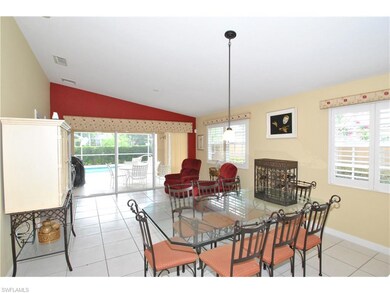 Spacious eating area and living room