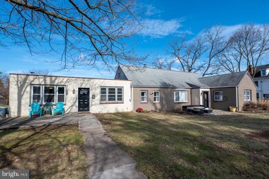 415 Ridge Ave, Spring City, PA 19475 - photo 4