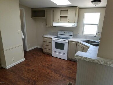 Kitchen Photo