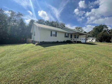 110 Hadley Cir, Linden, TN 37096 - photo 3