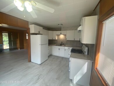 4305 Forest Rd unit 1, Anchorage, AK 99517 - photo 2