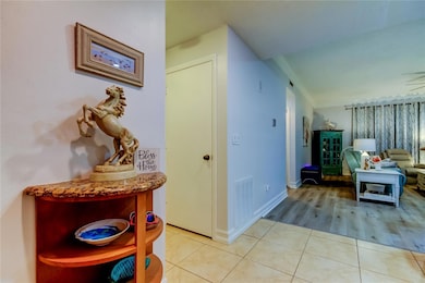 3000 Red Oak Ct unit 103, Palm Harbor, FL 34684 - photo 3