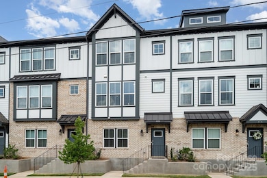 408 Catawba Ave, Davidson, NC 28036 - photo 2