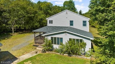 41 Coddington Rd, Whitehouse Station, NJ 08889 - photo 2