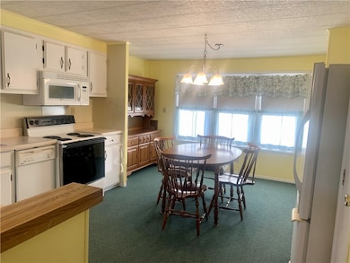 43 Bayview Park, Middletown, RI 02842 - photo 7