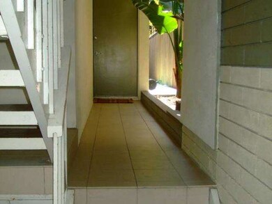 EXTERIOR ENTRY FR GARAGES