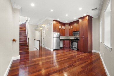 137 Salem St unit 4, Boston, MA 02113 - photo 5