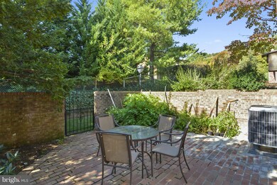 6014 Morgan Ct, Alexandria, VA 22312 - photo 3