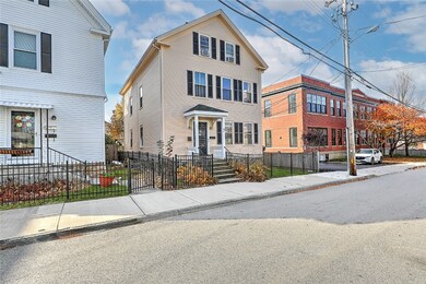 17 Cranston Ave, Newport, RI 02840 - photo 4