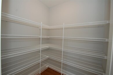 196 Brookview Dr unit 4, Hooksett, NH 03106 - photo 3