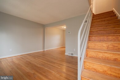 2569 Iverson St, Temple Hills, MD 20748 - photo 2