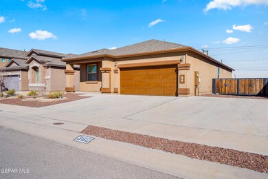 360 Canyon Vista Dr, Horizon City, TX 79928 - photo 3