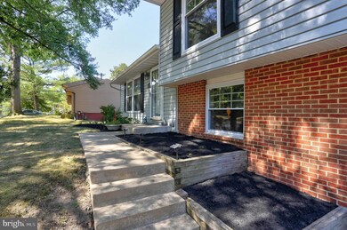 6128 Stevens Forest Rd, Columbia, MD 21045 - photo 4