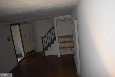 1555 Minnesota Rd, Camden, NJ 08104 - photo 3