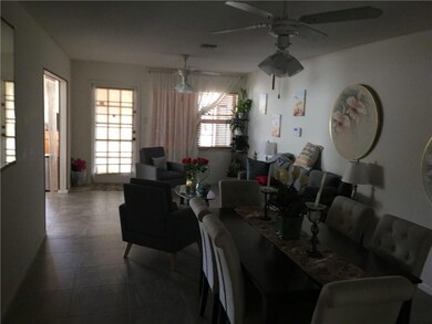 Living room & Dining Room