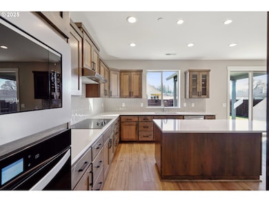 165 E Airedale Ave, La Center, WA 98629 - photo 3