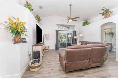 438 Heather Hill Blvd, Davenport, FL 33837 - photo 5