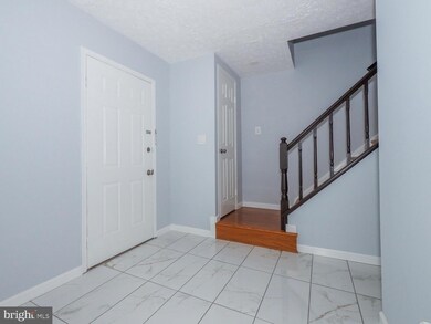 7331 Narrow Wind Way, Columbia, MD 21046 - photo 4