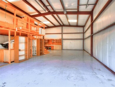 6917 N Grove Ave, Warr Acres, OK 73132 - photo 4