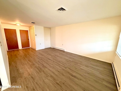 842B Inverness Ct, Lakewood, NJ 08701 - photo 4