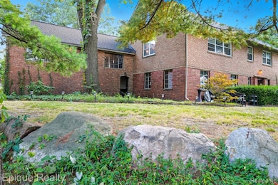 100 Lucy Rd, Howell, MI 48843 - photo 3