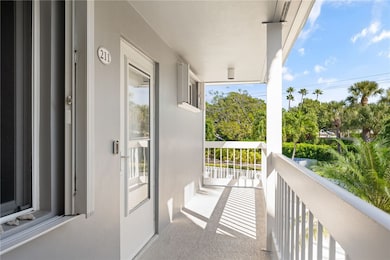 2140 Spyglass Ln unit 211, Vero Beach, FL 32963 - photo 5