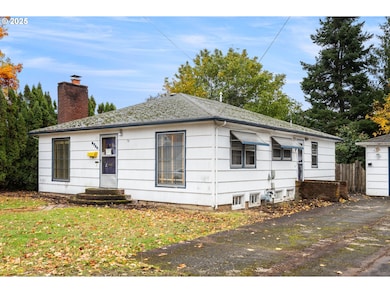 8730 NE Davis St, Portland, OR 97220 - photo 6