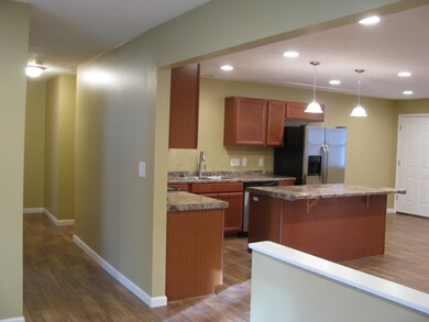 4960 Lyle designer kitchen