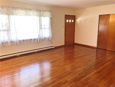 7352 2nd St, Slatington, PA 18080 - photo 3