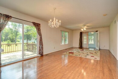 533 Coshocton Ave, Thornville, OH 43076 - photo 5