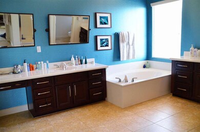 Master Bath Room with Custom