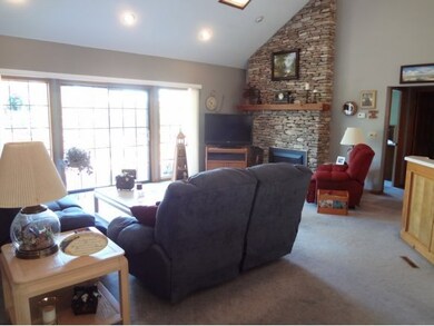 28 Redbud Ln, Kimberling City, MO 65686 - photo 3