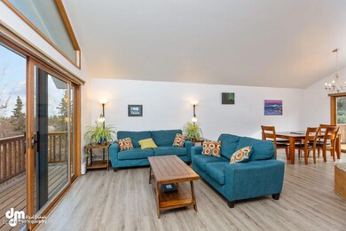 LIving Room_MAX-69992-SMALL