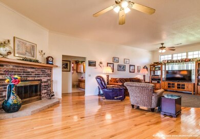 743 E Parks St, Prairie Grove, AR 72753 - photo 5