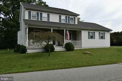 1705 Cliff Dr, Edgewater, MD 21037 - photo 2