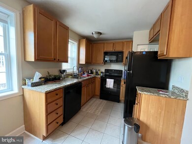 124 E 3rd Ave, Ranson, WV 25438 - photo 3