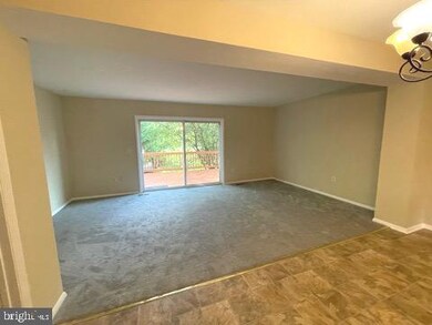 10 Bernadotte Ct, Parkville, MD 21234 - photo 6