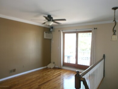 338 Caswell Ave, Staten Island, NY 10314 - photo 4