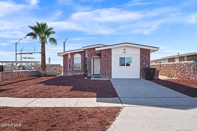 545 Achim Dr, El Paso, TX 79928 - photo 4