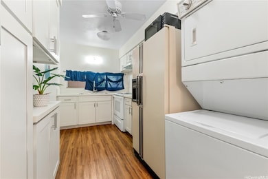 Bright and beautifully updated kitchen with a tuck