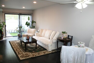 living room (13)