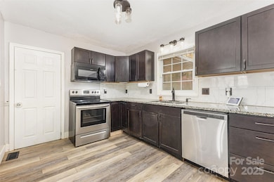 281 Sutton Rd S, Fort Mill, SC 29708 - photo 7